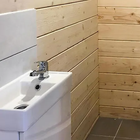 2 Bedroom In Dom wakacyjny Rybical