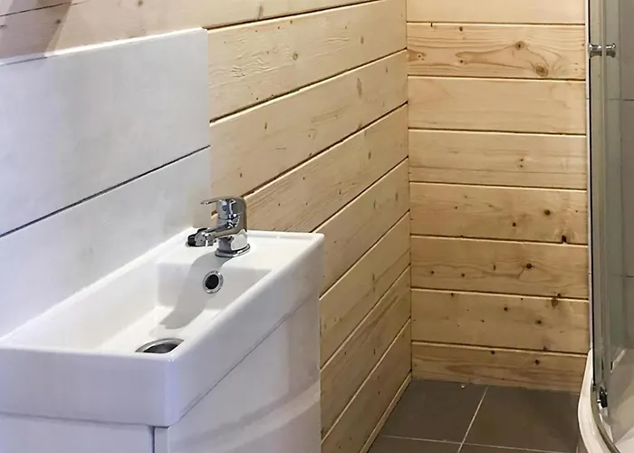 2 Bedroom In Dom wakacyjny Rybical